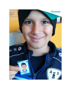 Wecke das Star Feeling bei deinen Mitgliedern durch ein Stickeralbum für Vereine. 